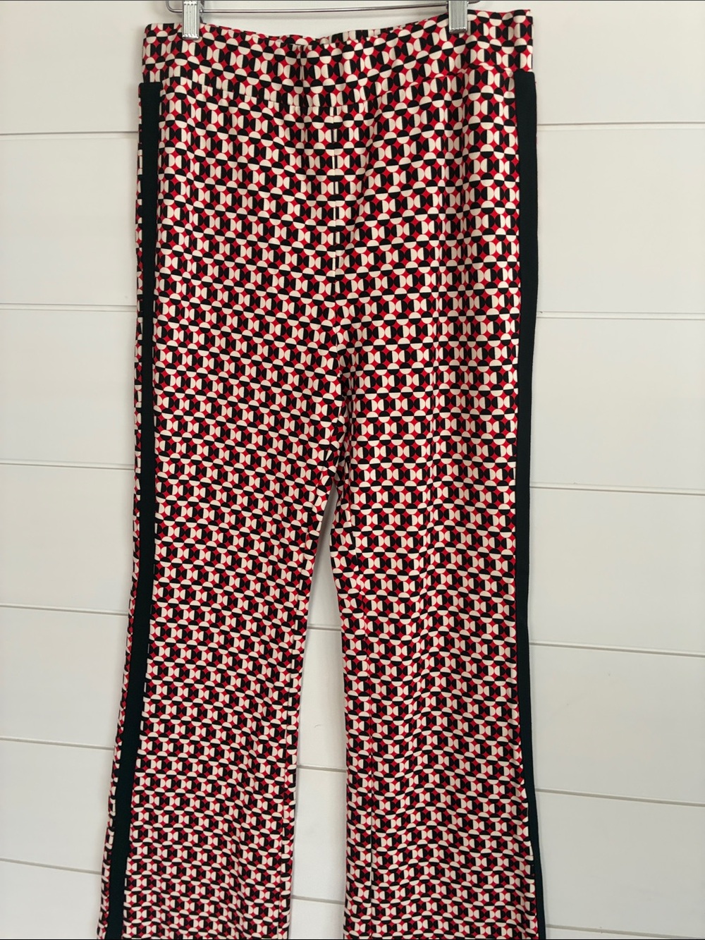Anthropologie Geometric Wide-Leg Pants in Red and Black - Picture 7 of 10